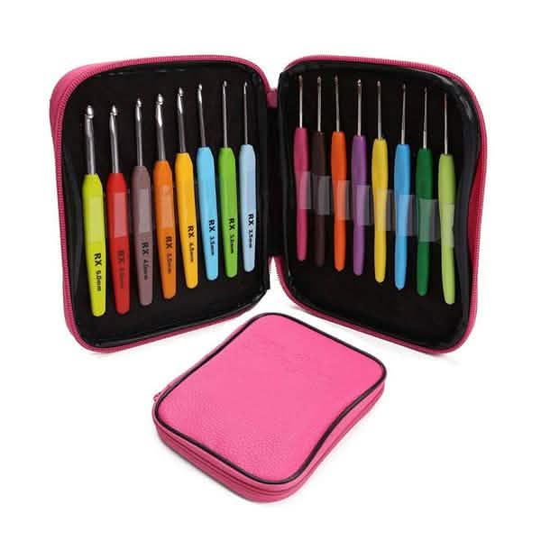 16-Piece Colored Crochet Hooks Yarn